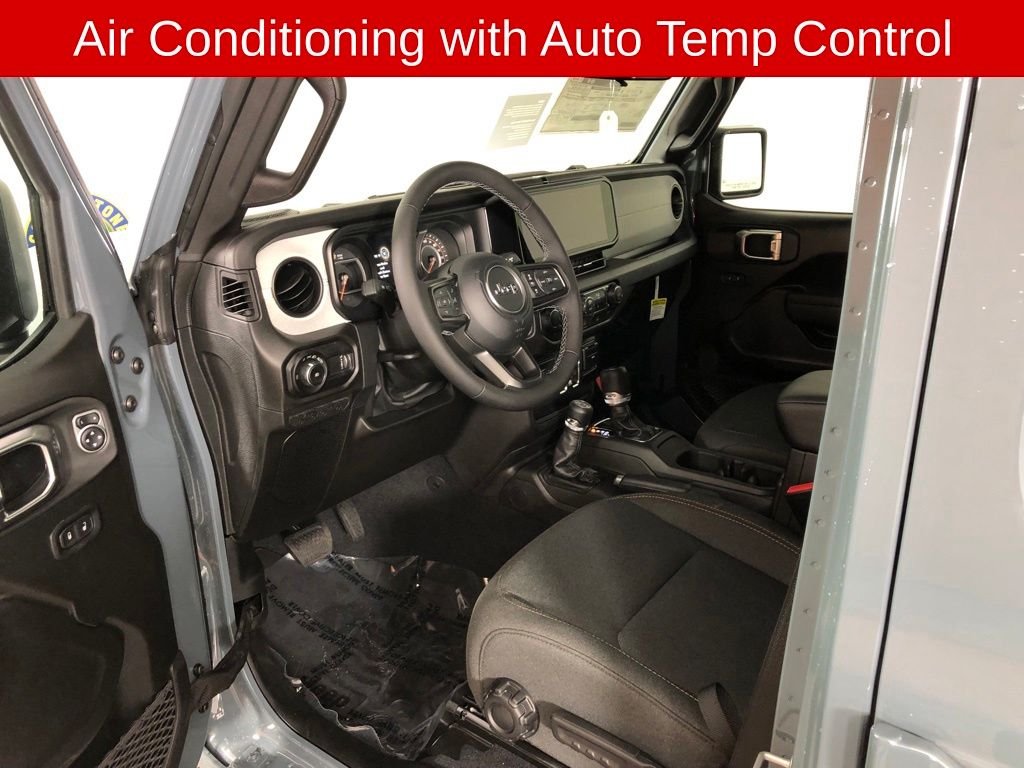 New 2026 Anvil Clear-Coat Exterior Paint Jeep Sport S image 7