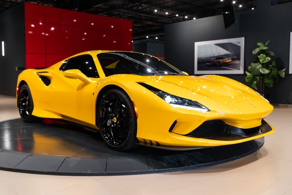 Certified Used 2023 Giallo Triplo Strato Ferrari Base image 45