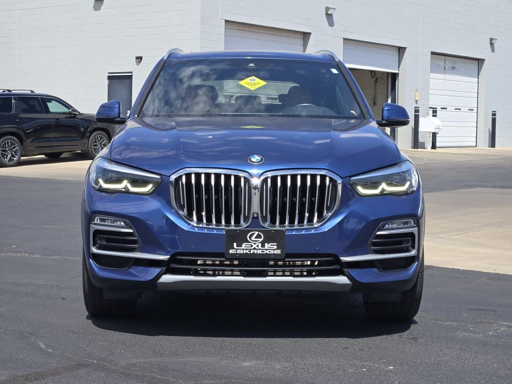 Used 2021 Blue BMW xDrive40i image 2
