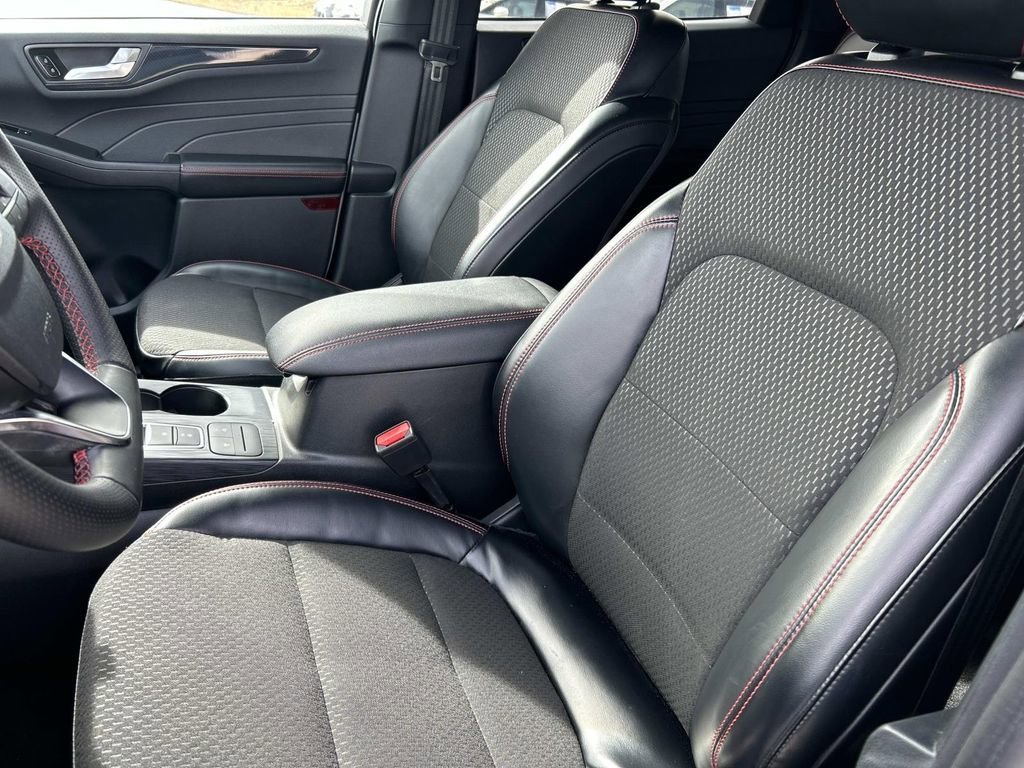 Used 2025 Space Silver Me Ford ST-Line image 22