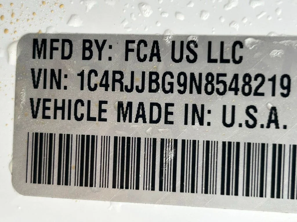 Certified Used 2022 White Jeep Limited image 55
