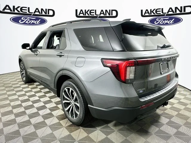 New 2026 Ford Explorer ST-Line