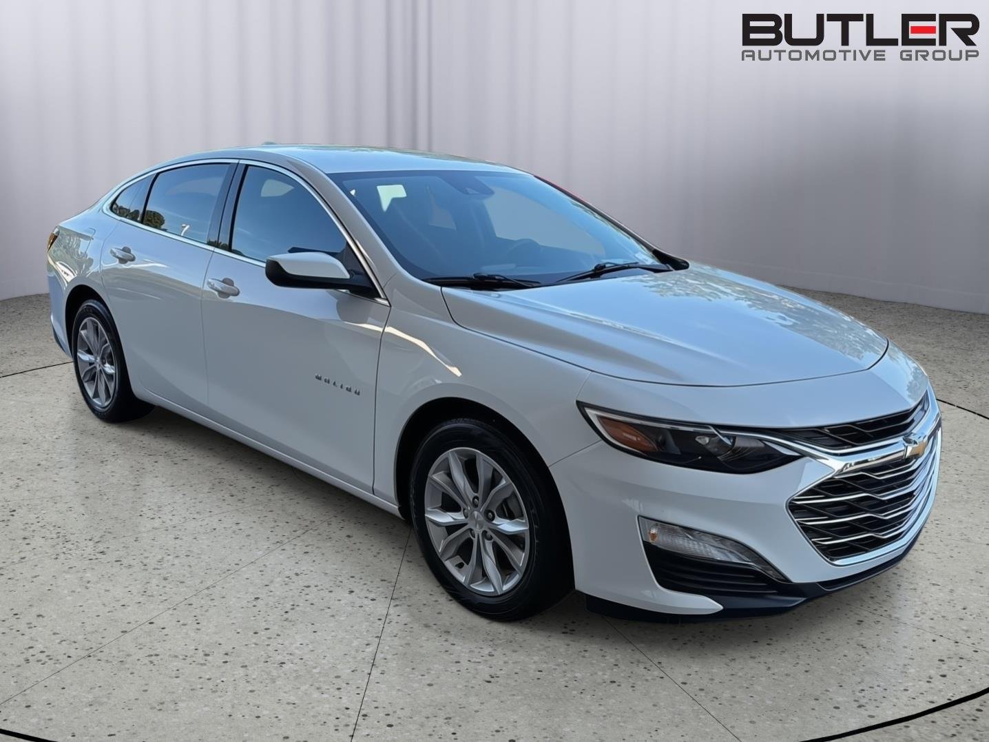 Used 2024 Summit White Chevrolet LT image 8