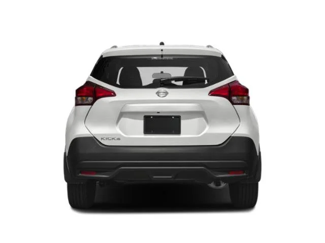 Used 2018 Brilliant Silver Nissan S image 8