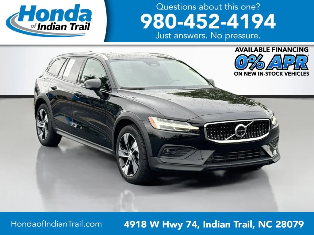 2025 Volvo V60 Cross Country Plus