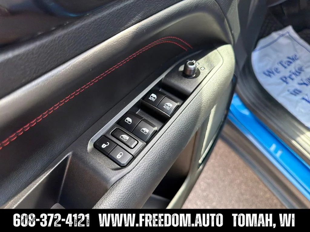 2025 Jeep Compass Trailhawk - Photo 11