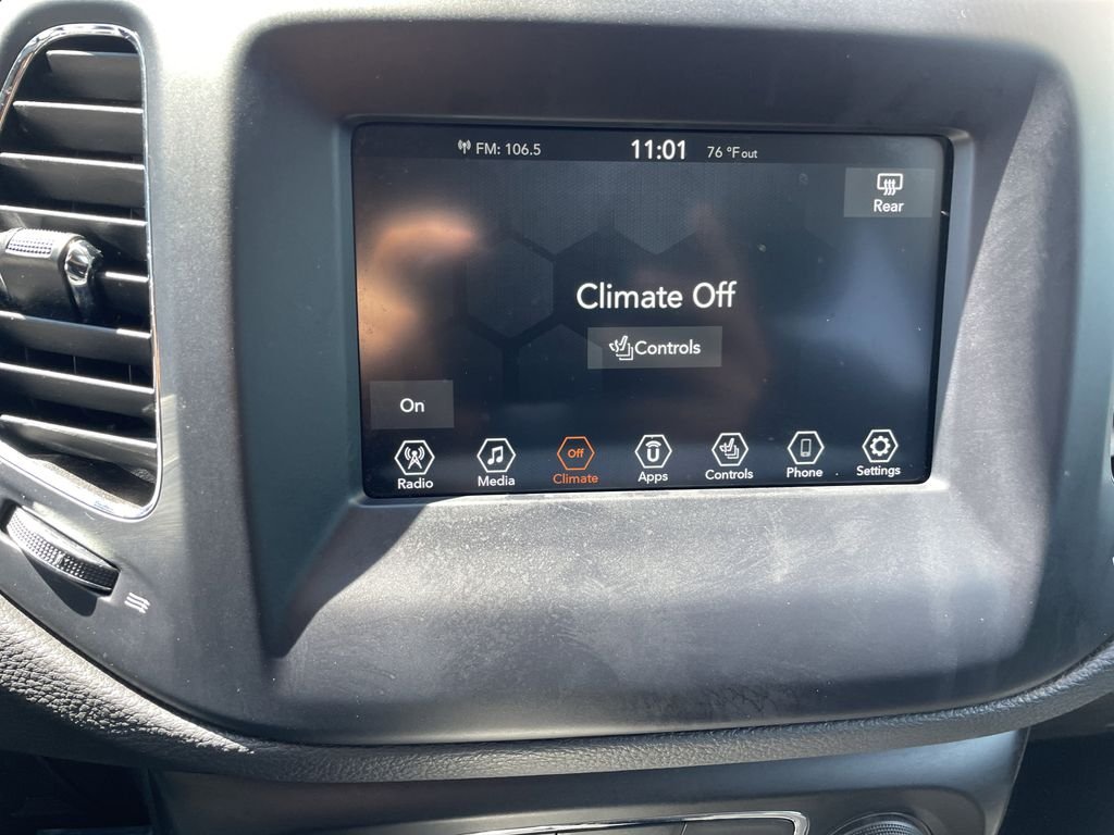 Certified Used 2021 White Jeep Latitude image 19