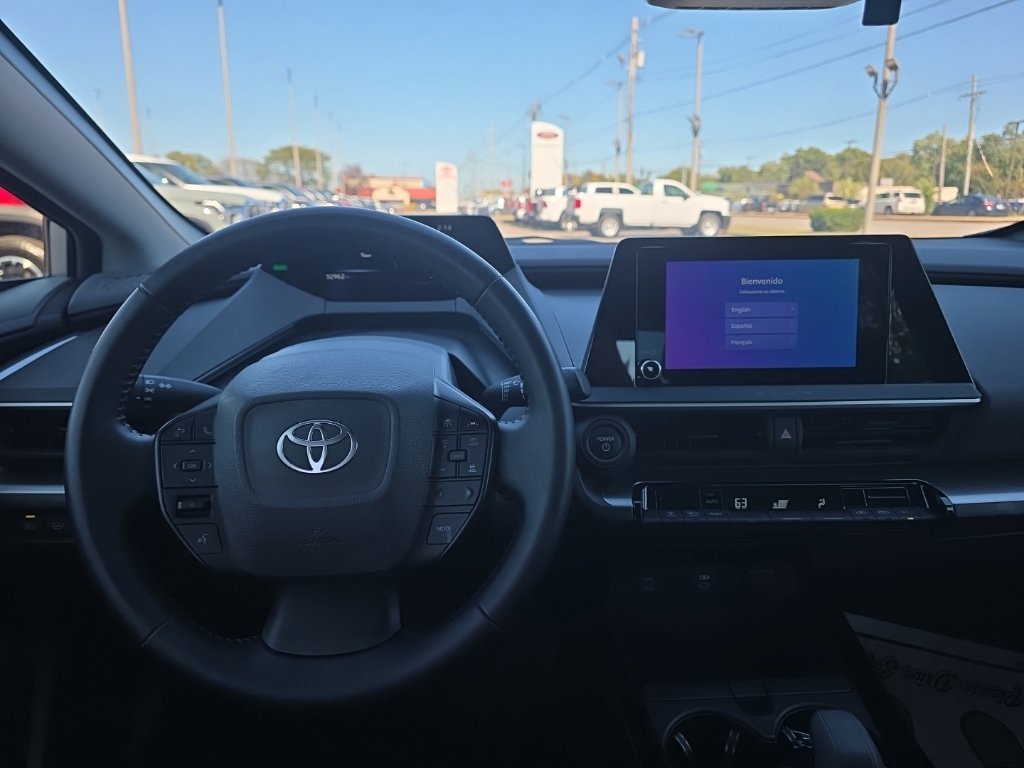 Certified Used 2023  Toyota LE image 12