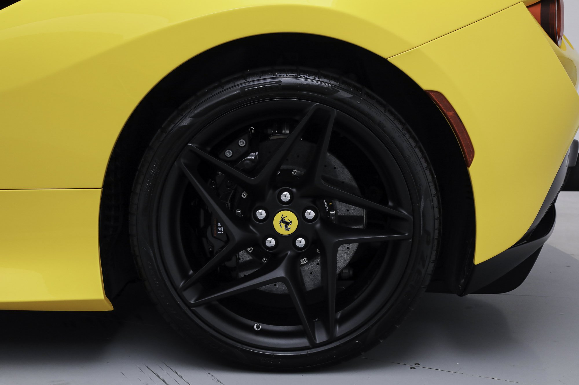 Used 2022 Yellow Ferrari  image 42