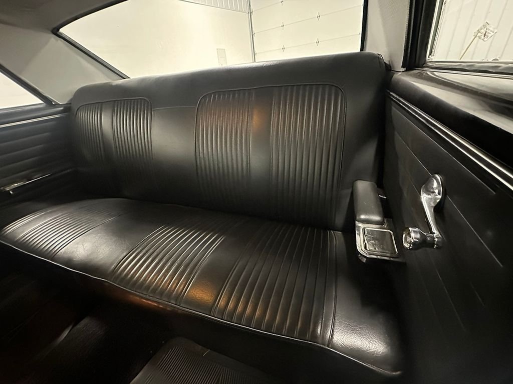 Used 1964 Green Pontiac  image 79