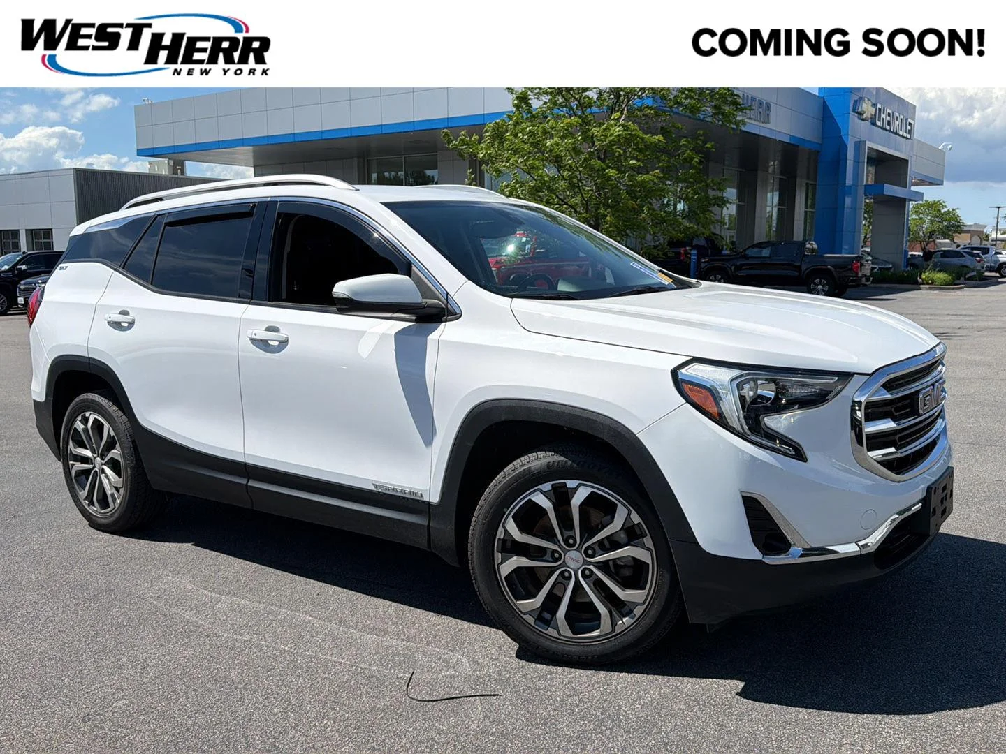 Used 2019 Summit White GMC SLT image 1