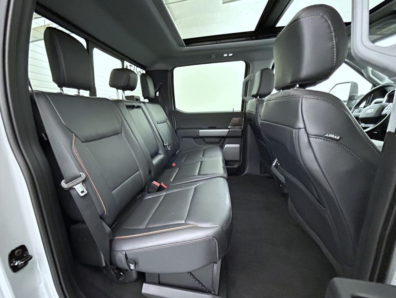 New 2026 Avalanche Ford Lariat image 18