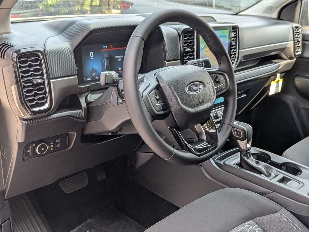 New 2026 Oxford White Ford XLT image 32