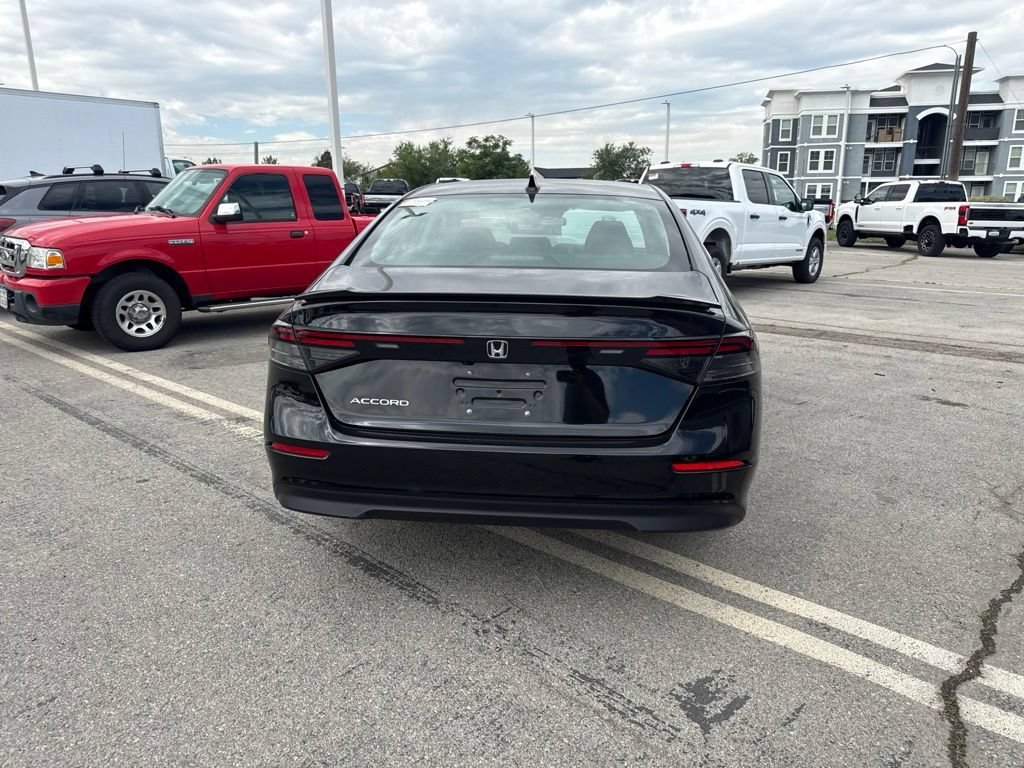 Used 2025 Black Honda LX image 8