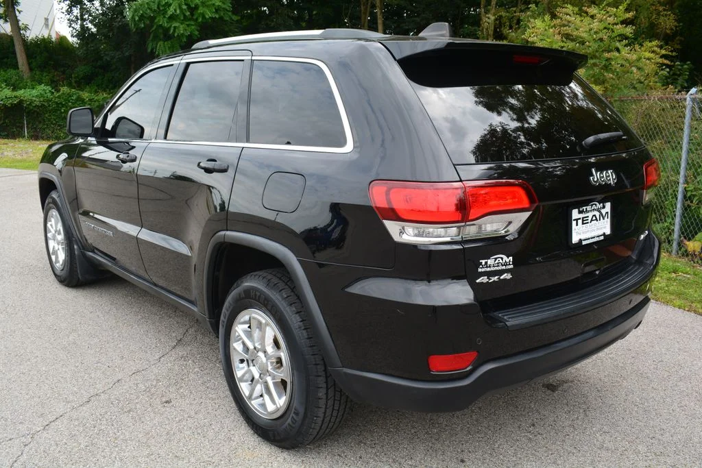 Used 2020 Black Jeep Laredo E image 7