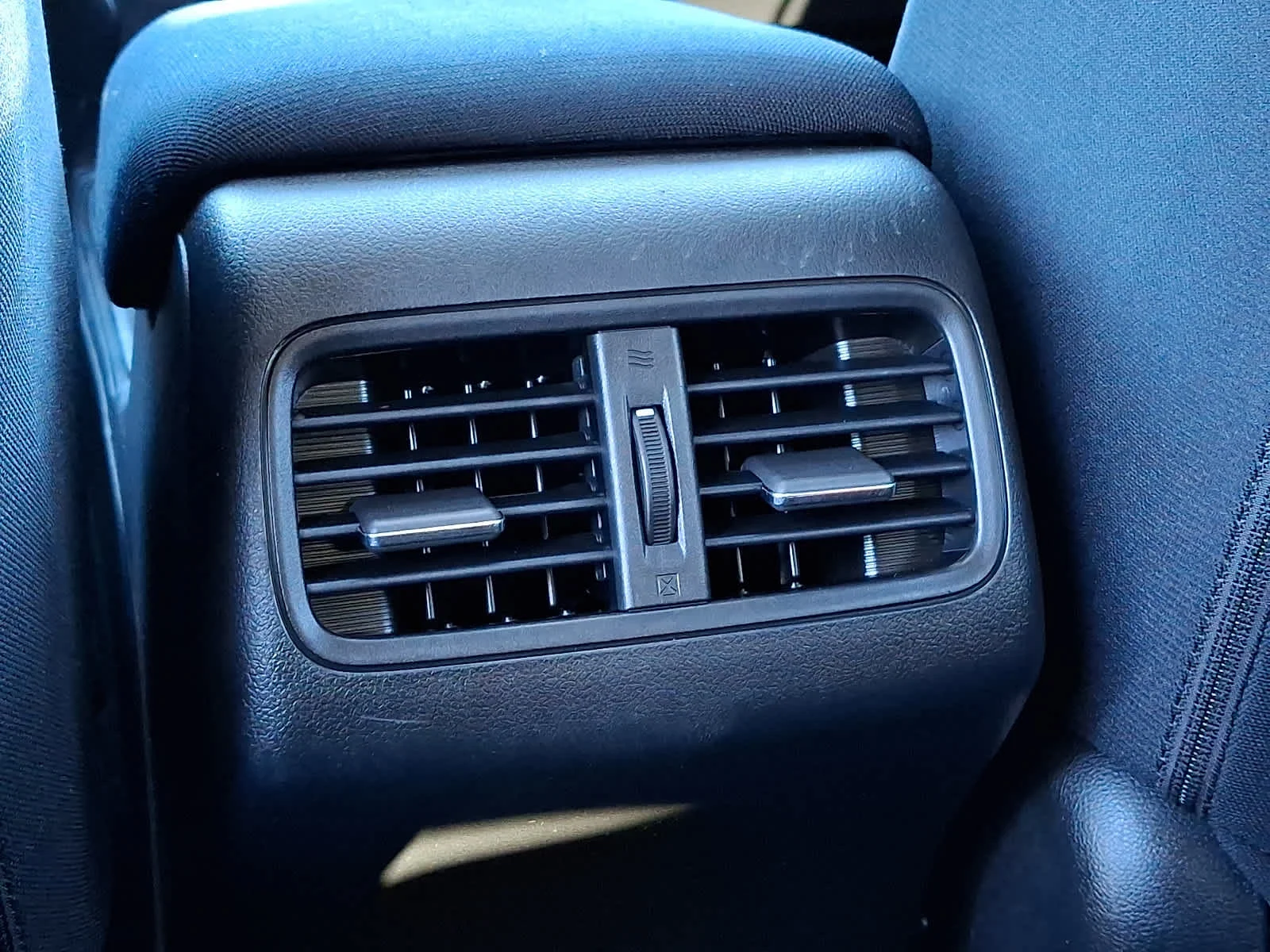 Used 2016  Honda EX image 12