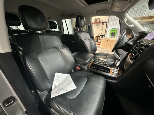 Used 2023 Silver Nissan SL image 32