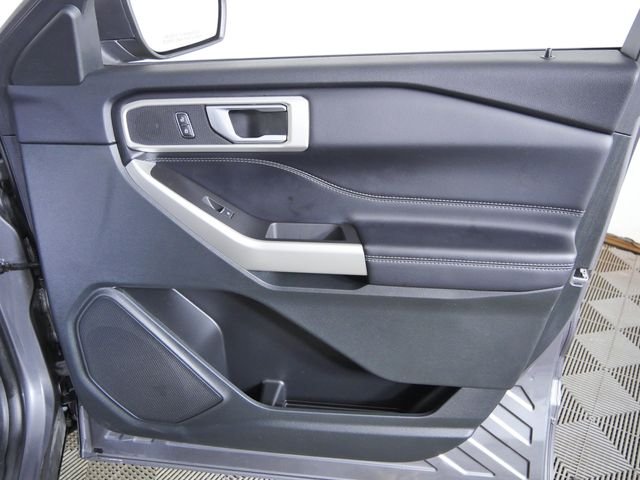 Certified Used 2023 Gray Ford XLT image 9