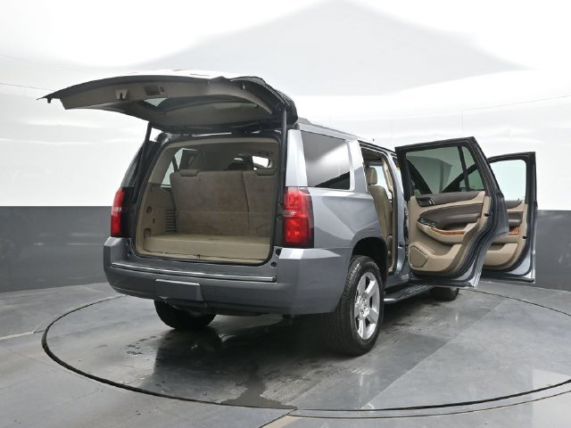 Used 2018 Gray Chevrolet Premier image 29