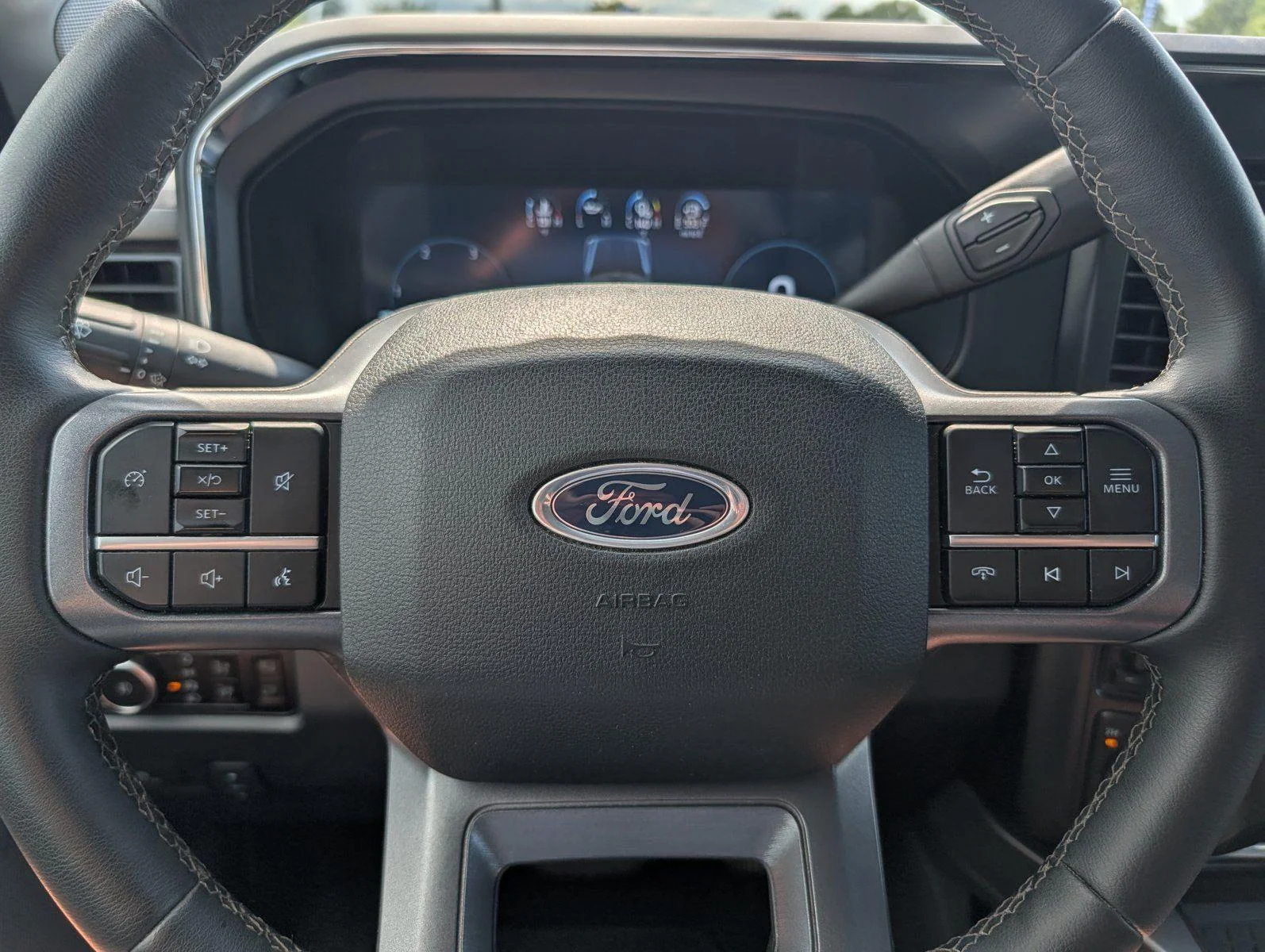 Used 2026 Oxford White Ford Lariat image 23