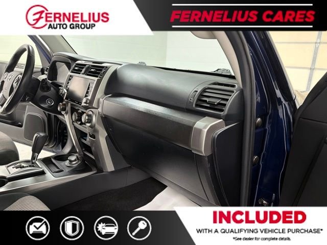 Used 2021 Blue Toyota SR5 image 29