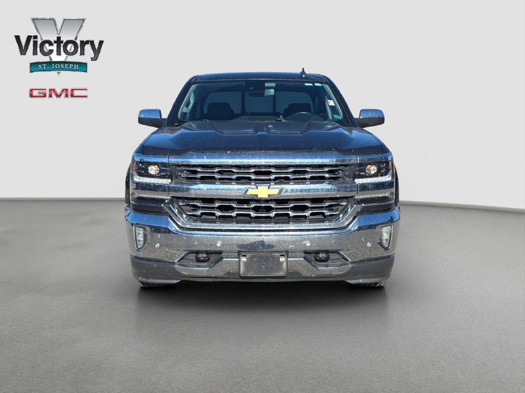 Used 2018 Chevrolet Silverado 1500 LTZ with VIN 3GCUKSEJ2JG532663 for sale in Kansas City