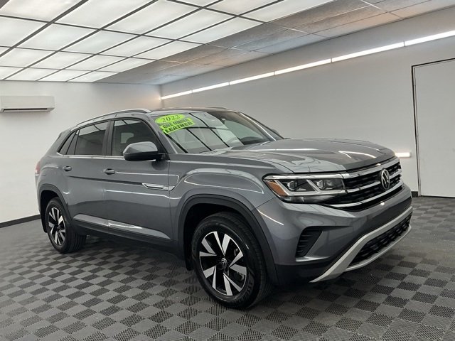 2022 Volkswagen Atlas Cross Sport SE photo 3