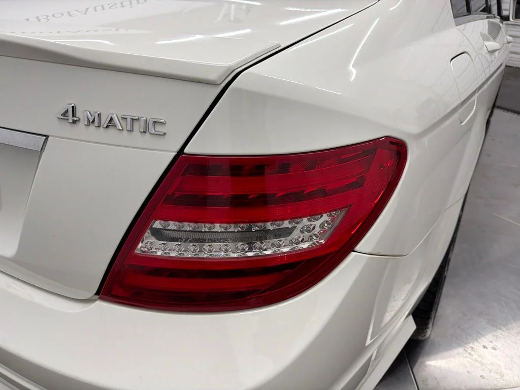 Used 2012 White Mercedes-Benz C 300 image 11
