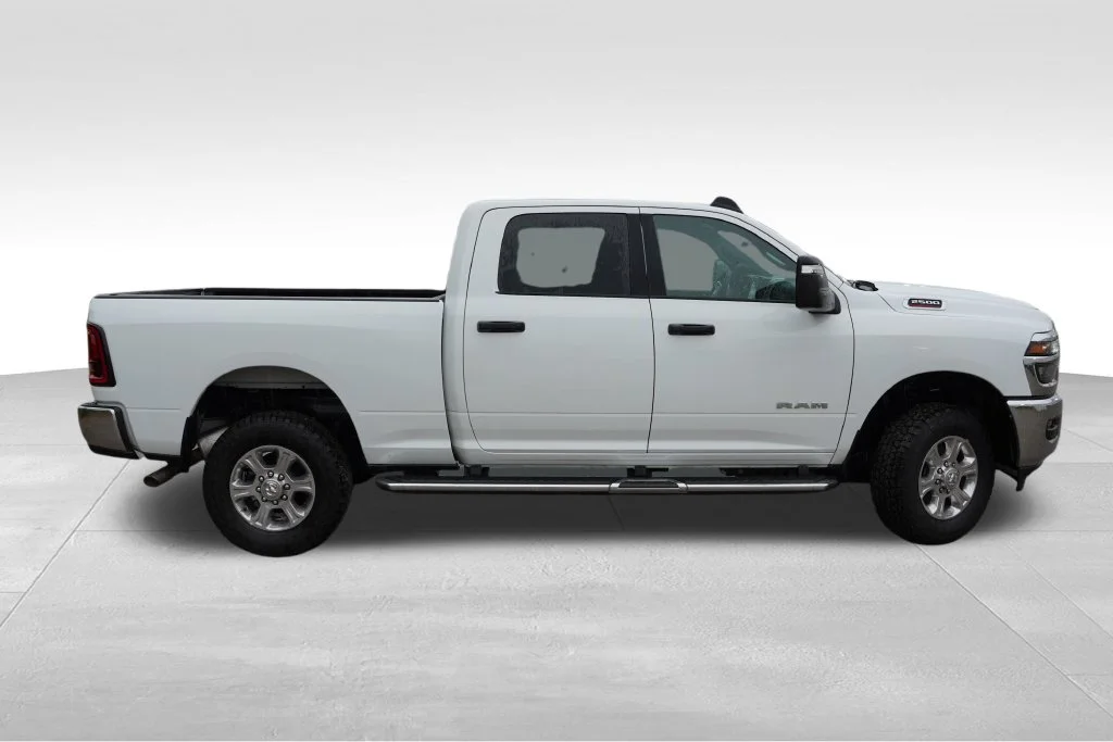 Certified Used 2026 White Ram Big Horn image 3