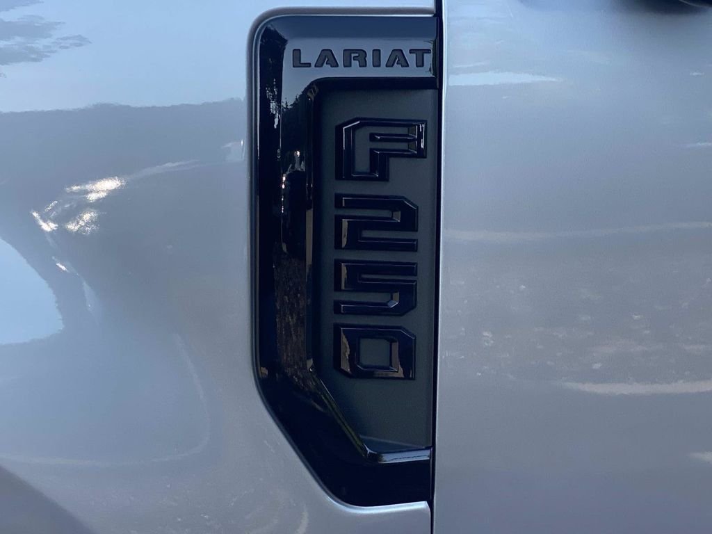 Certified Used 2022 Iconic Silver Metallic Ford Lariat image 11