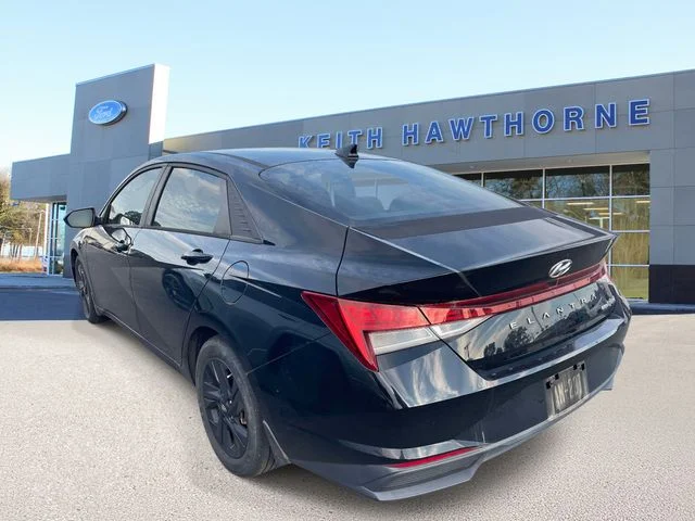 Certified Used 2022 Phantom Black Hyundai Blue image 4