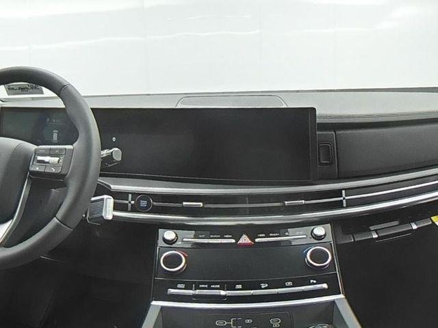 New 2026 White Hyundai SE image 33
