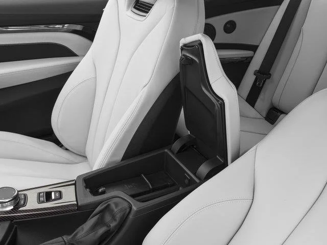Used 2018 Yas Marina Blue Metallic BMW  image 8