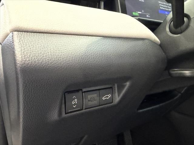 Certified Used 2026 WIND CHILL PEARL* Toyota  image 21
