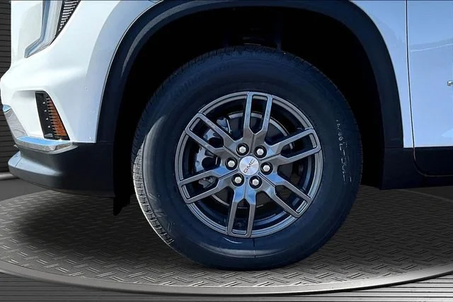 New 2026 Summit White GMC Elevation image 13