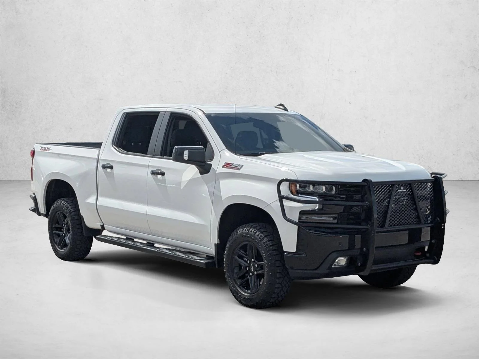 Used 2021 Summit White Chevrolet LT Trail Boss image 3