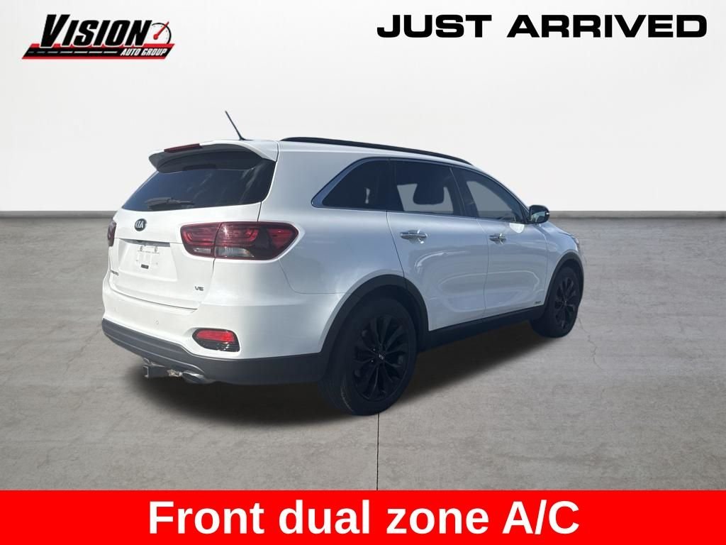 Used 2020 White Kia S image 5