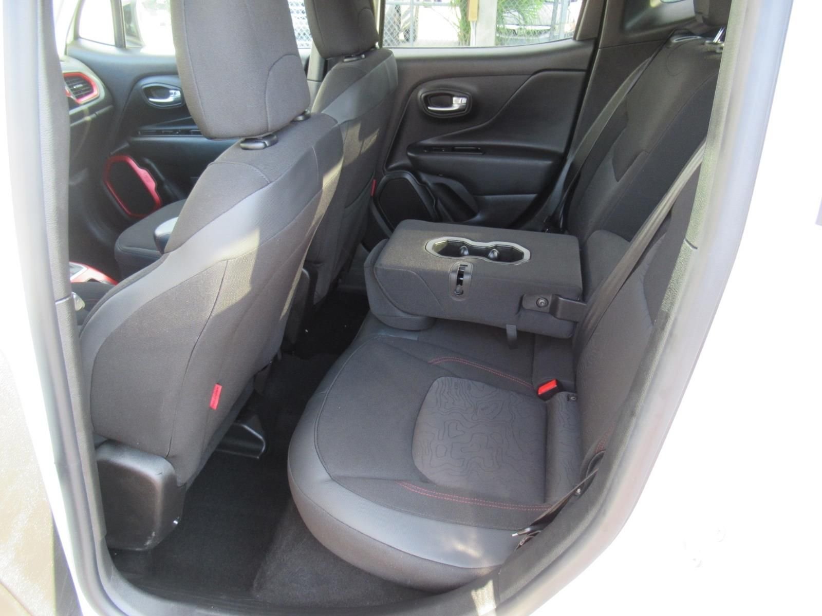 Certified Used 2022 White Jeep Trailhawk image 31
