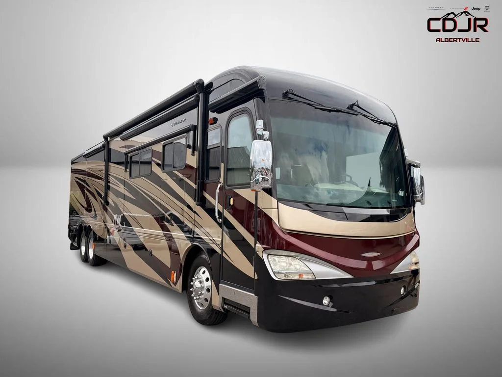Used 2010 Black Fleetwood 42T image 1