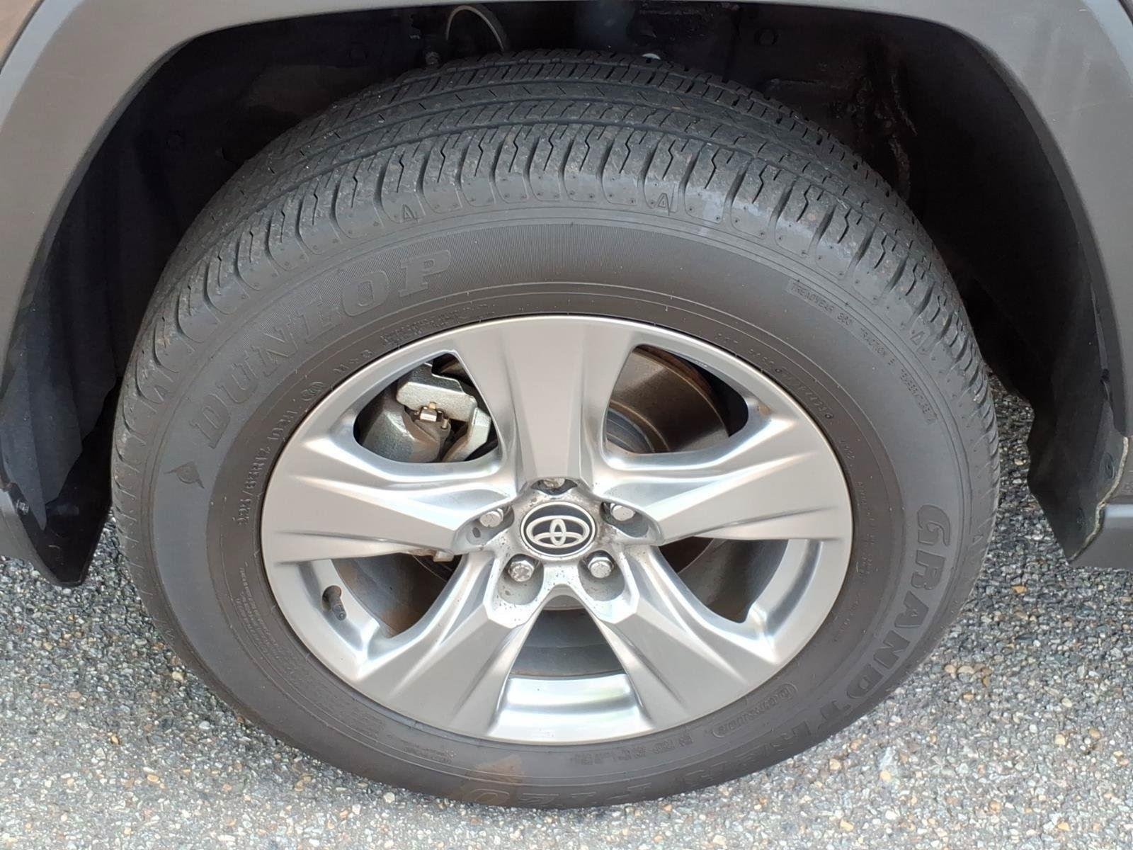 Used 2024 Magnetic Gray Metallic Toyota XLE image 4
