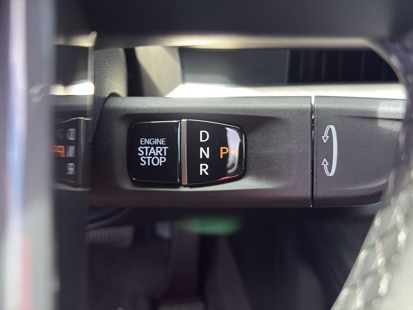 Used 2027 Ebony Black Kia S image 16