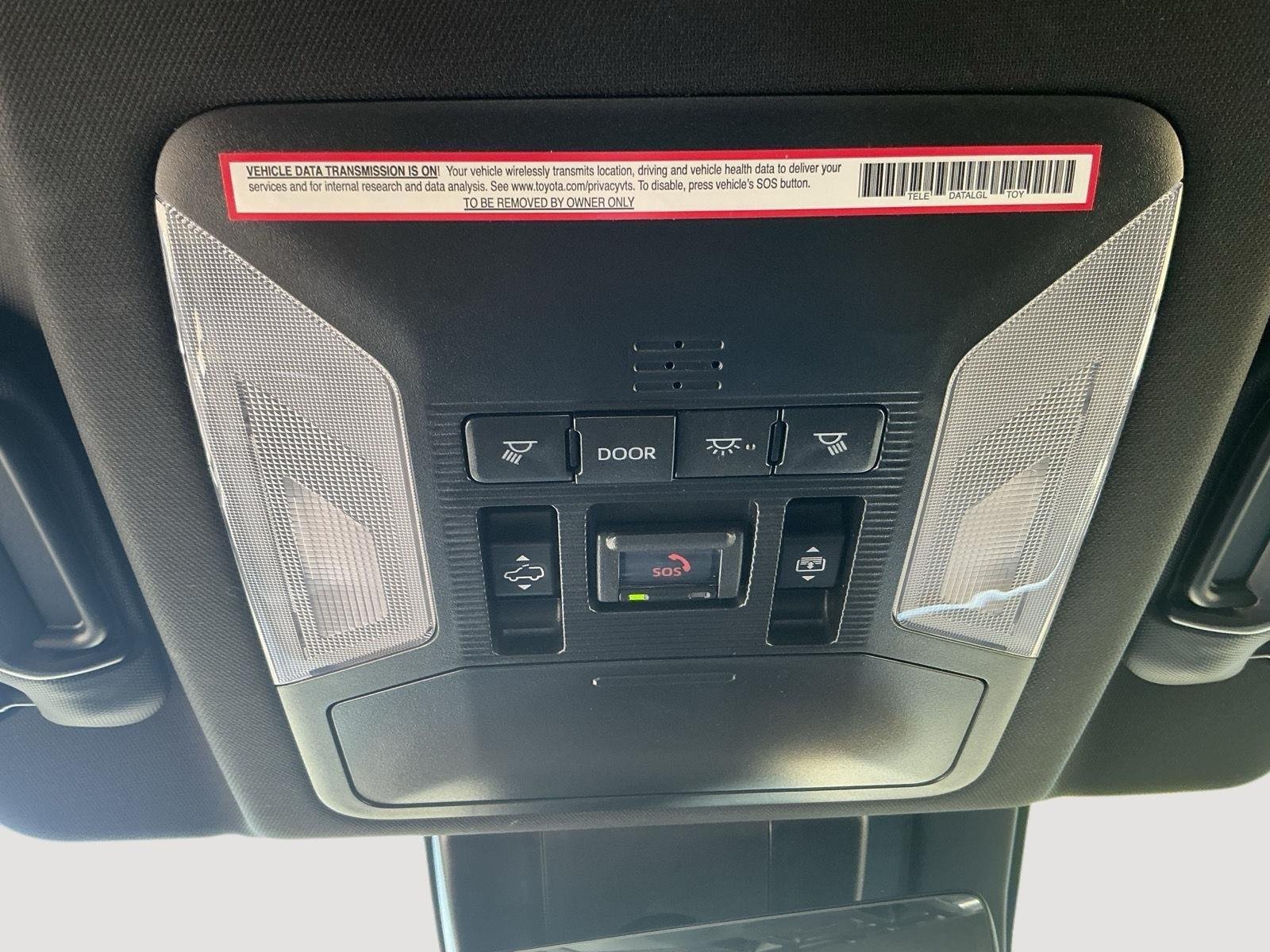 Used 2023 Wind Chill Pearl w/Midnight Black Metallic Roof TOYOTA XSE image 17
