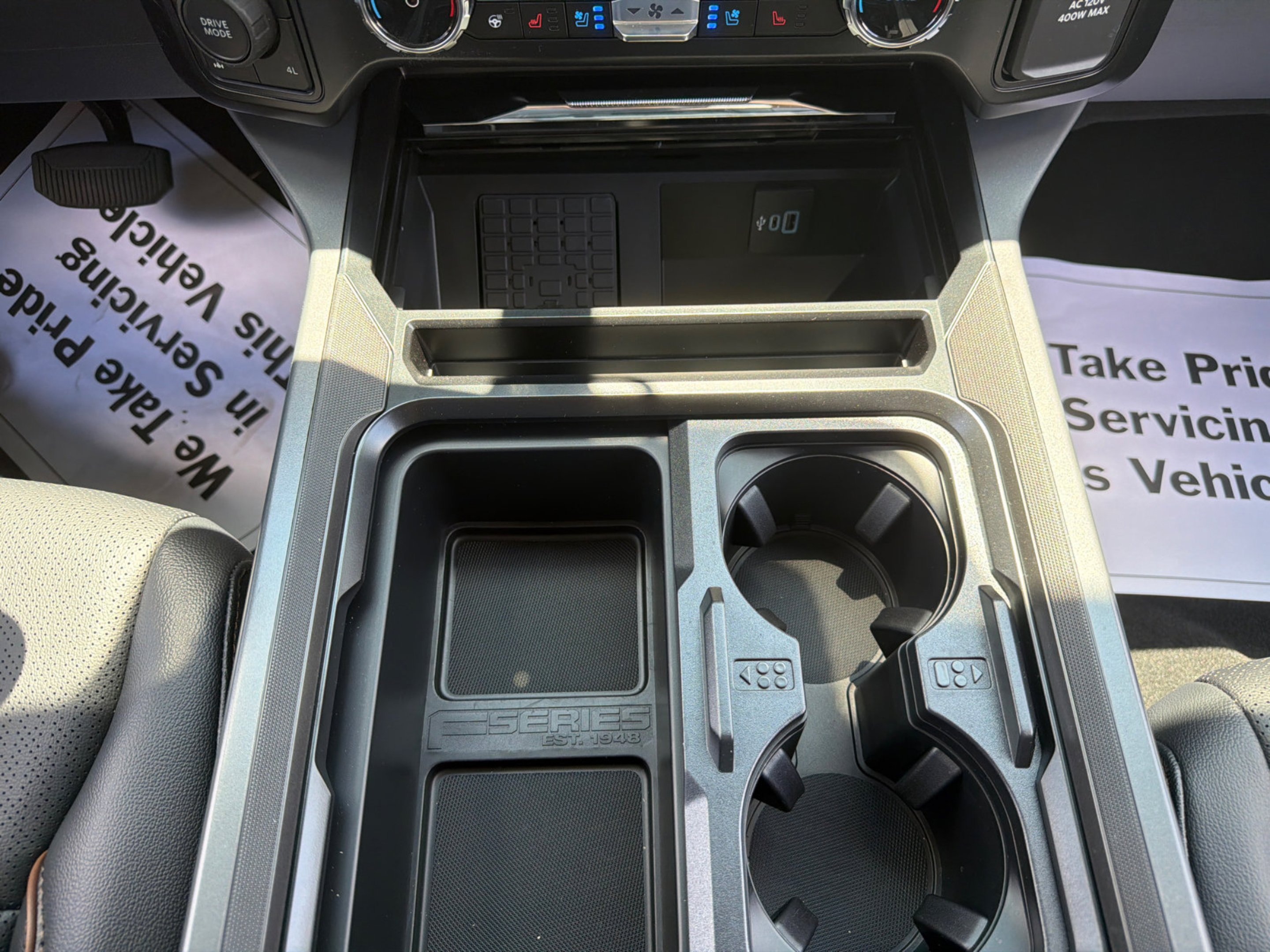 New 2026 Glacier Gray Metallic Tri-Coat Ford F-250® Lariat® image 30
