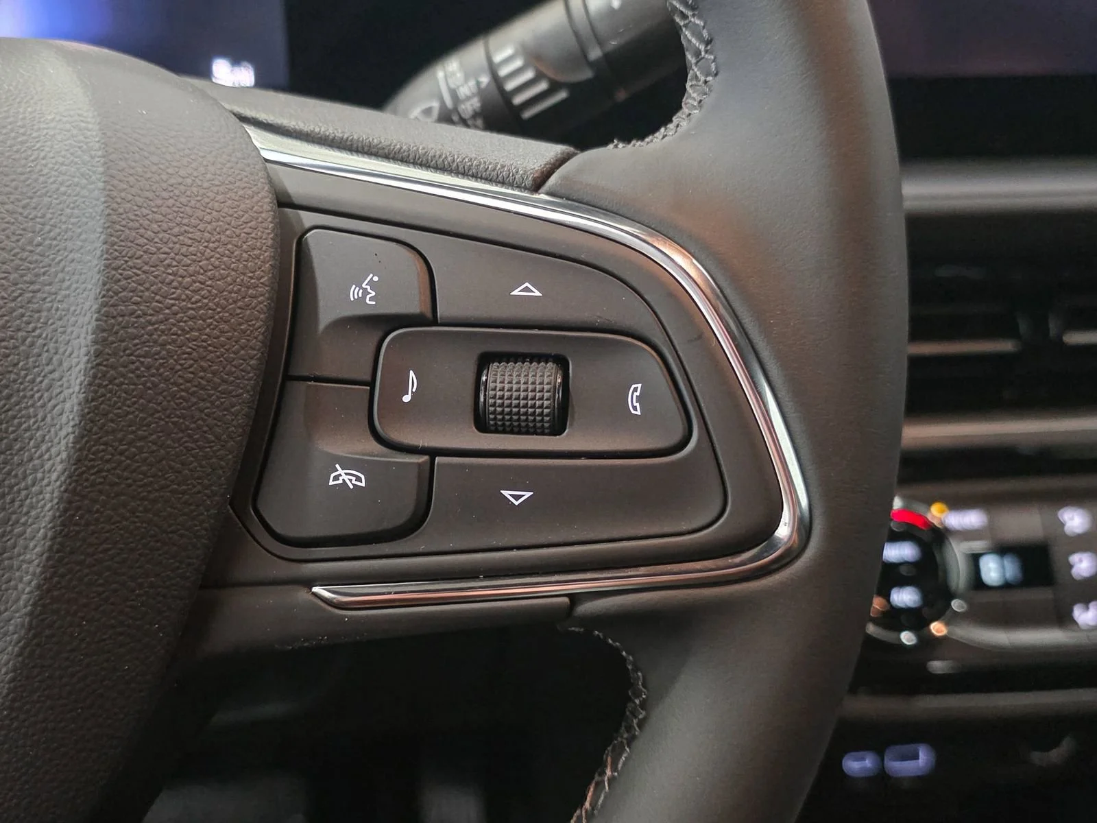 2026 Buick Envista Sport Touring - Photo 34