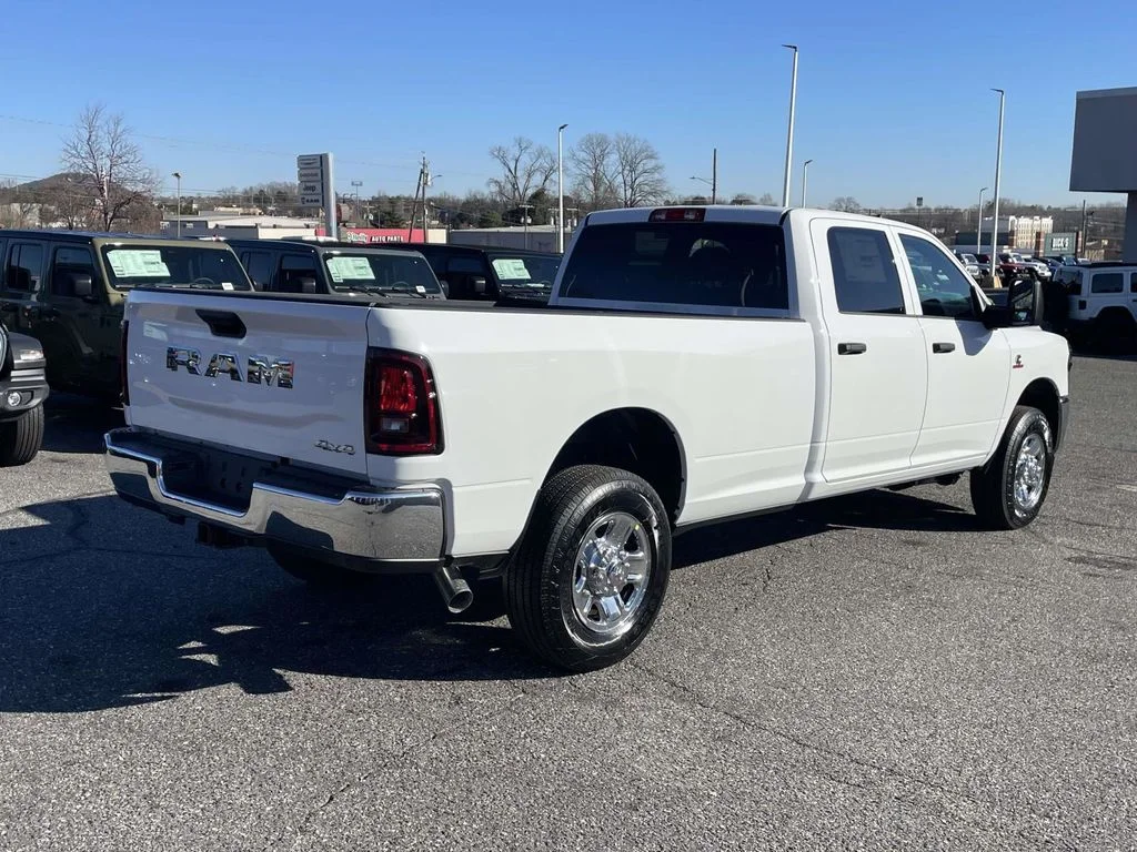 New 2026 Bright White Clear-Coat Exterior Paint RAM Tradesman image 8