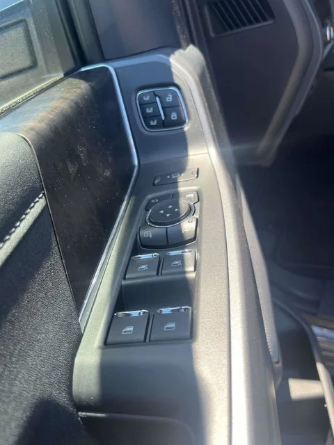New 2026 Carbonized Gray Metallic Ford Lariat image 12