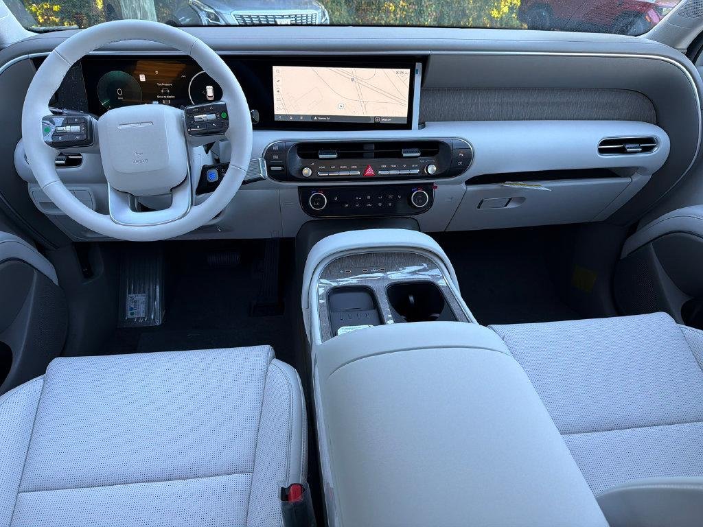 New 2027 White Hyundai SEL FWD image 23