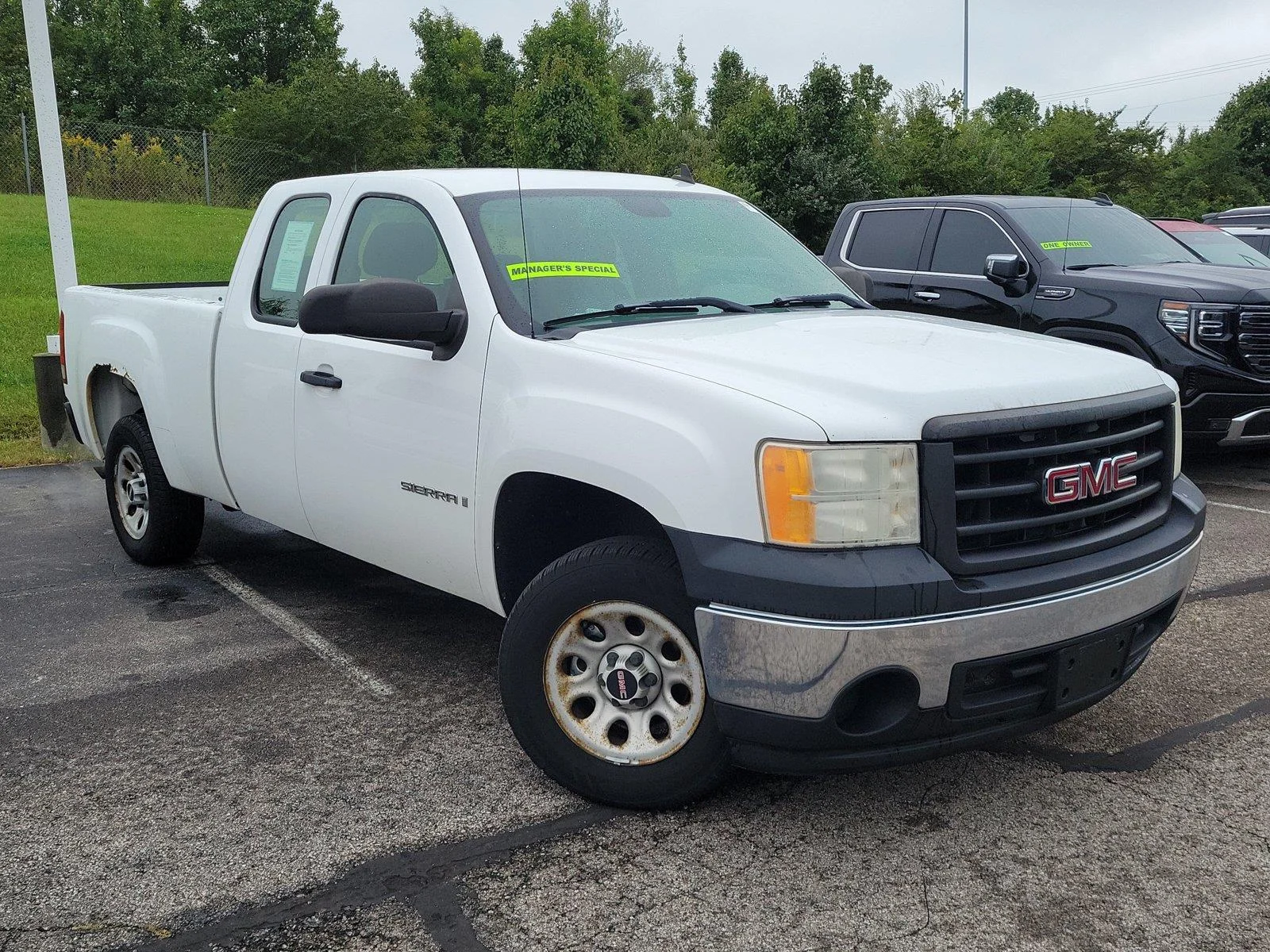 Used 2008 GMC Sierra 1500 Work Truck with VIN 1GTEC19XX8Z235998 for sale in Hamilton, OH