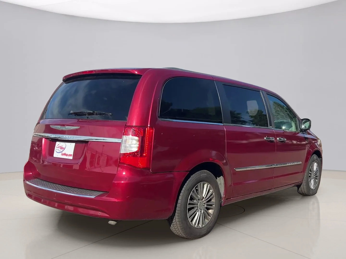Used 2014 Red Chrysler TOURING image 5
