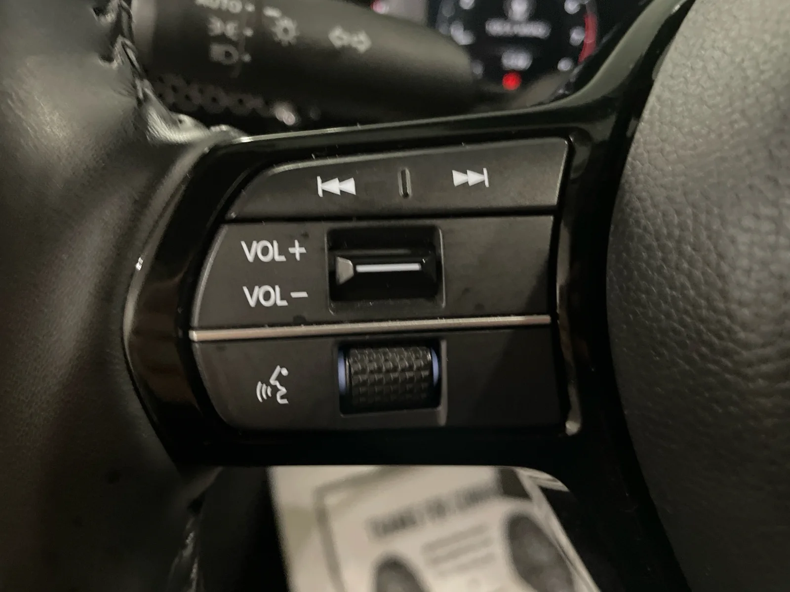 Used 2026 Canyon River Blue Metallic Honda EX-L image 16